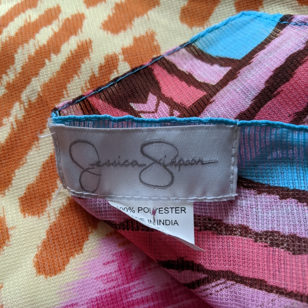 Bright colorful square scarf - Picture 4 of 4